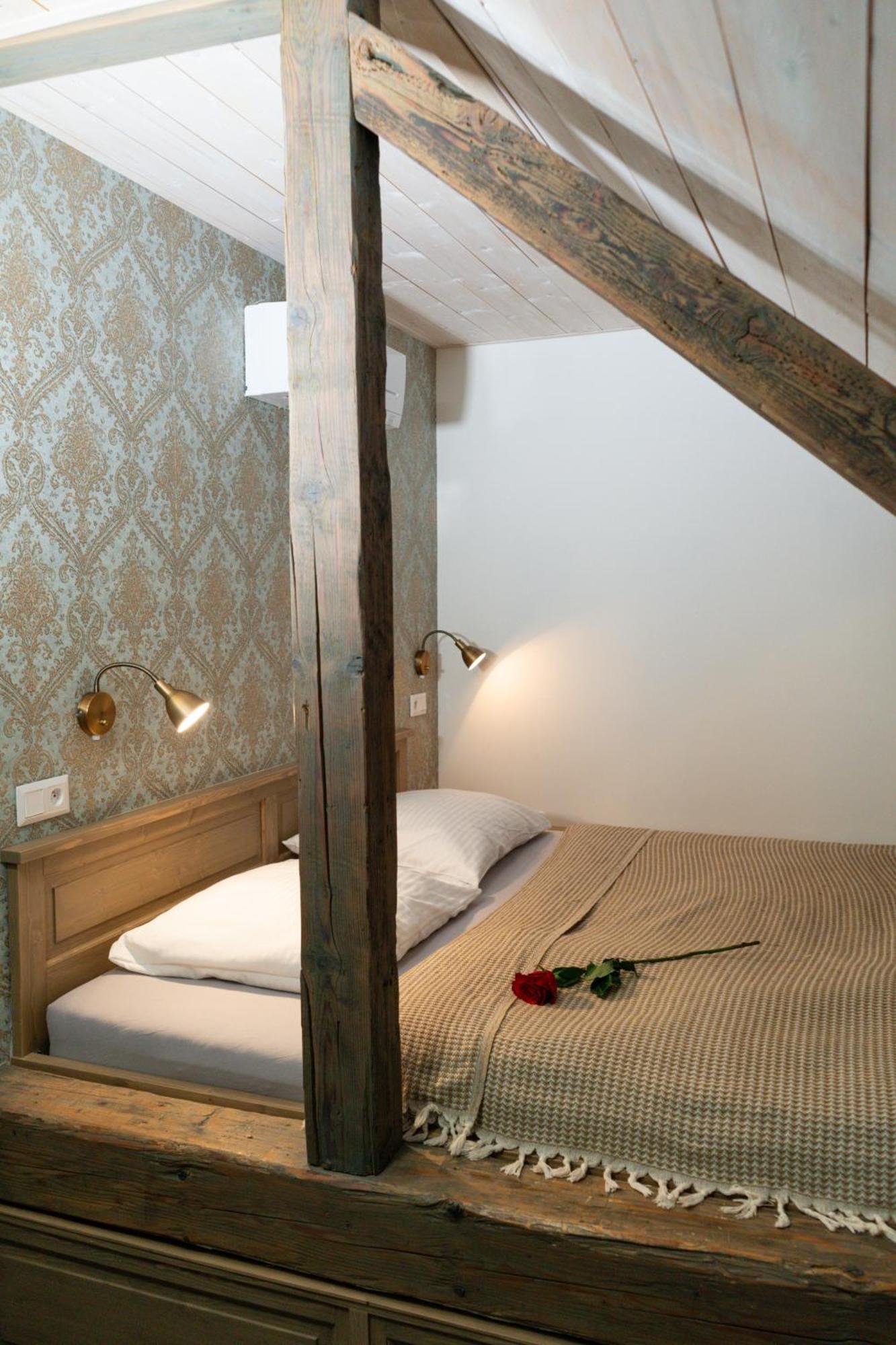 Hotel Aura Banská Štiavnica Zewnętrze zdjęcie